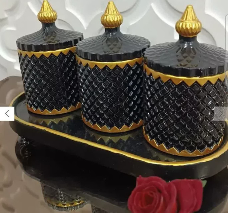 پاسماوری، سینی پایه دار